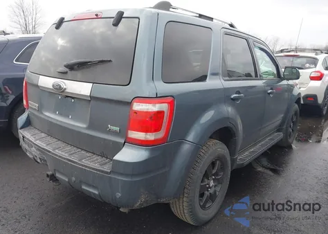 2011 Ford Escape Limited z USA, uszkodzony, nr VIN 1FMCU0EGXBKC50324